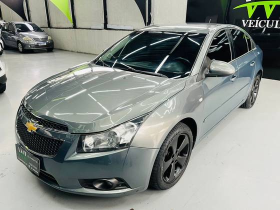 CHEVROLET CRUZE 1.8 LT 16V FLEX 4P MANUAL